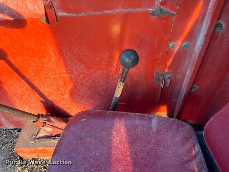 image for item FC5544 1975 FMC 75T-080 convertible