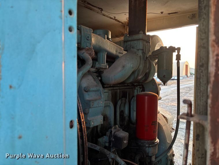 image for item FC5544 1975 FMC 75T-080 convertible