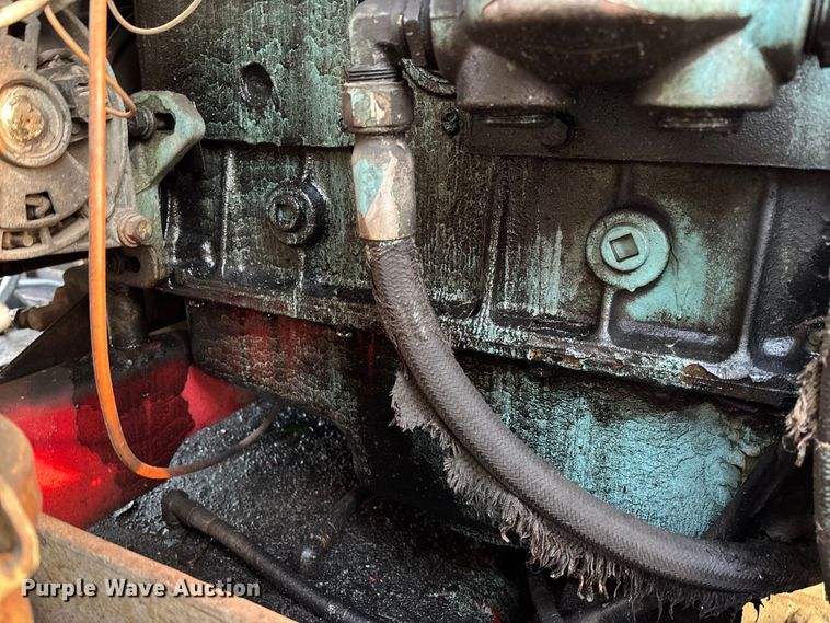 image for item FC5544 1975 FMC 75T-080 convertible