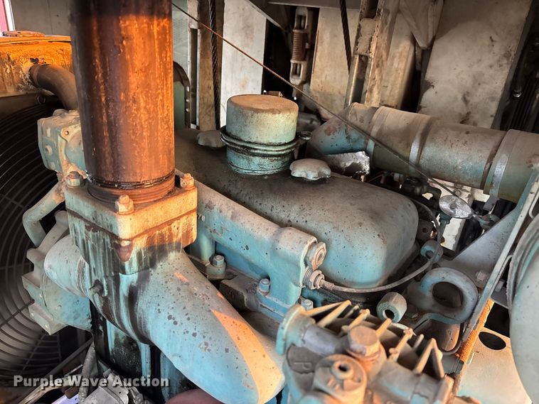 image for item FC5544 1975 FMC 75T-080 convertible