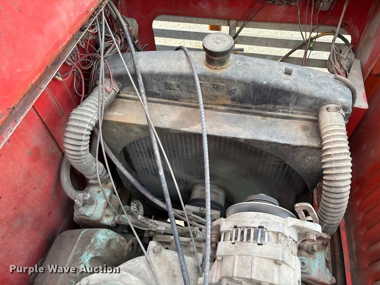 image for item FC5544 1975 FMC 75T-080 convertible