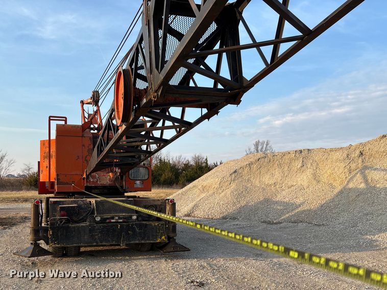 image for item FC5544 1975 FMC 75T-080 convertible