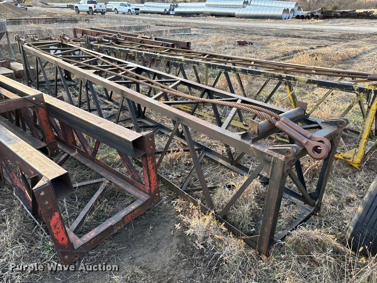 image for item FC5544 1975 FMC 75T-080 convertible