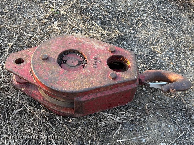 image for item FC5544 1975 FMC 75T-080 convertible