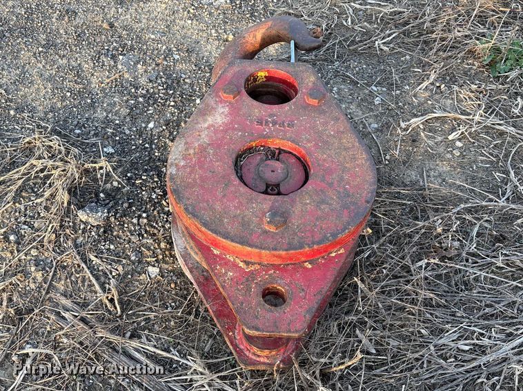 image for item FC5544 1975 FMC 75T-080 convertible