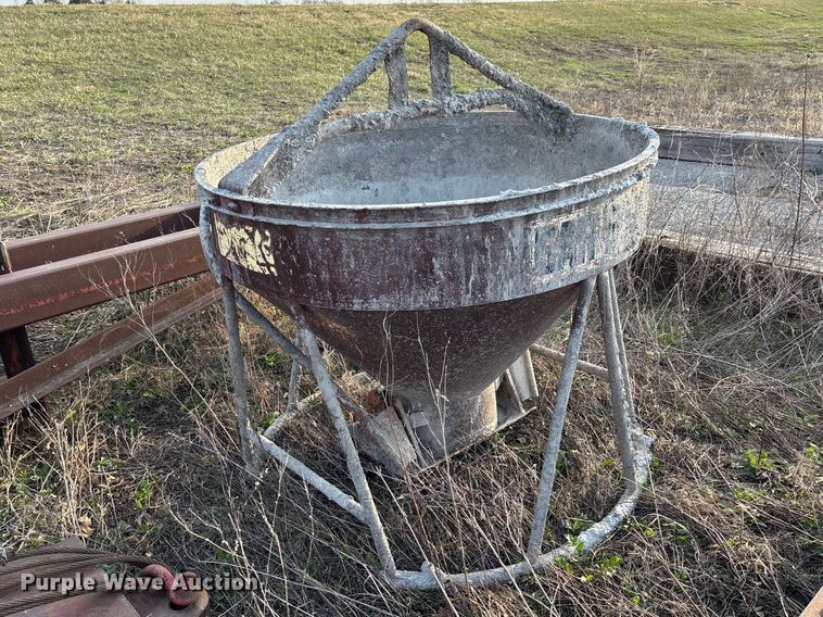 image for item FC5545 Gar-Bro crane concrete bucket