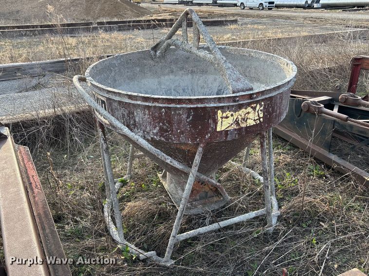 image for item FC5545 Gar-Bro crane concrete bucket