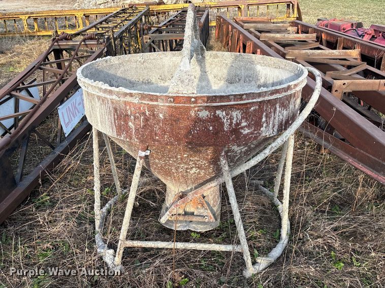 image for item FC5545 Gar-Bro crane concrete bucket