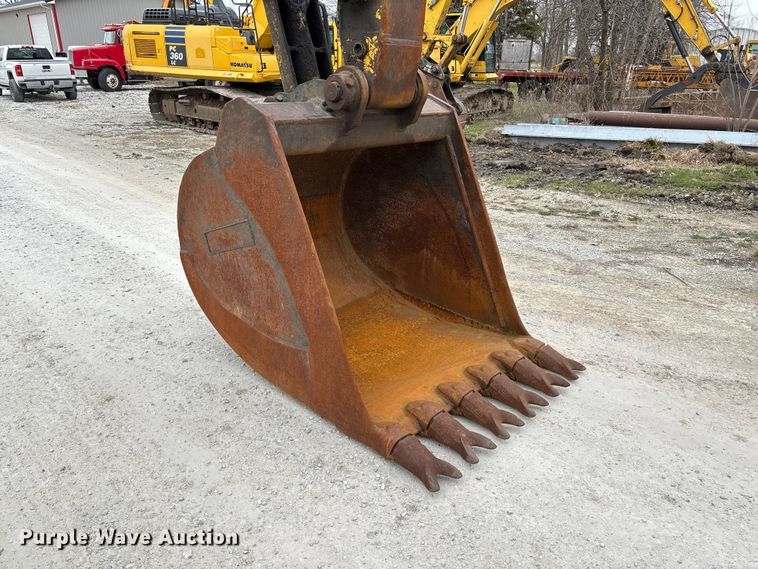 image for item FC5548 1997 Komatsu PC300LC-6LC excavator