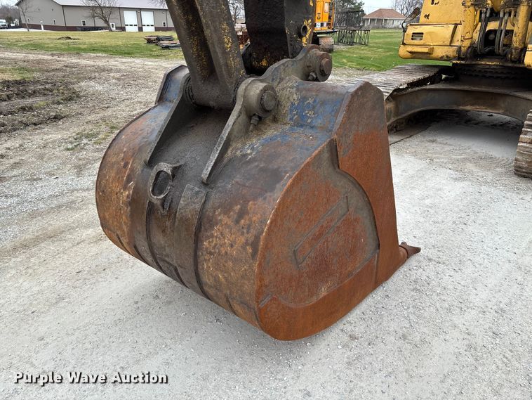 image for item FC5548 1997 Komatsu PC300LC-6LC excavator