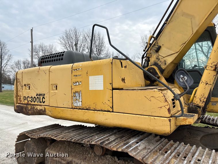 image for item FC5548 1997 Komatsu PC300LC-6LC excavator