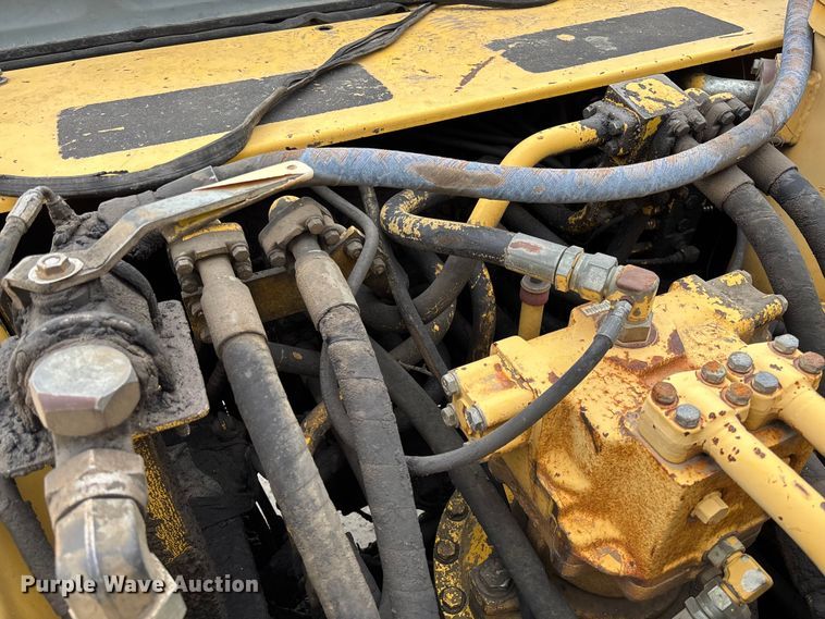 image for item FC5548 1997 Komatsu PC300LC-6LC excavator