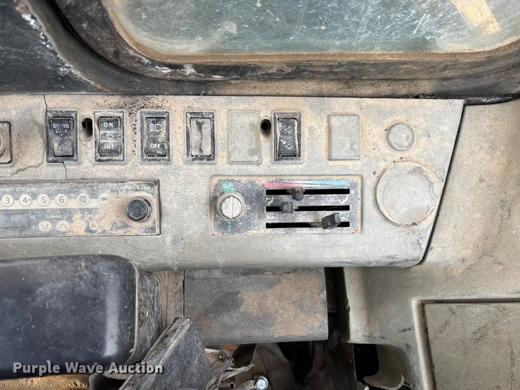 image for item FC5548 1997 Komatsu PC300LC-6LC excavator