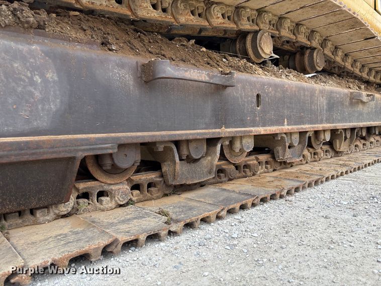 image for item FC5548 1997 Komatsu PC300LC-6LC excavator