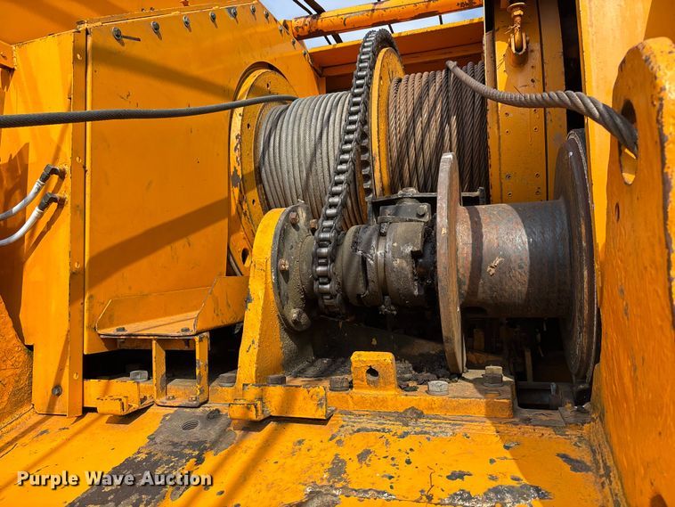 image for item FC5550 1966 American 5299 crane