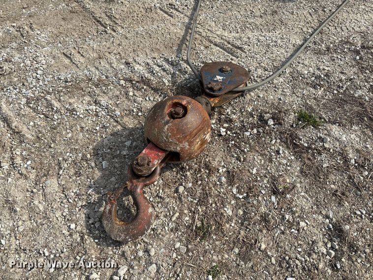 image for item FC5550 1966 American 5299 crane