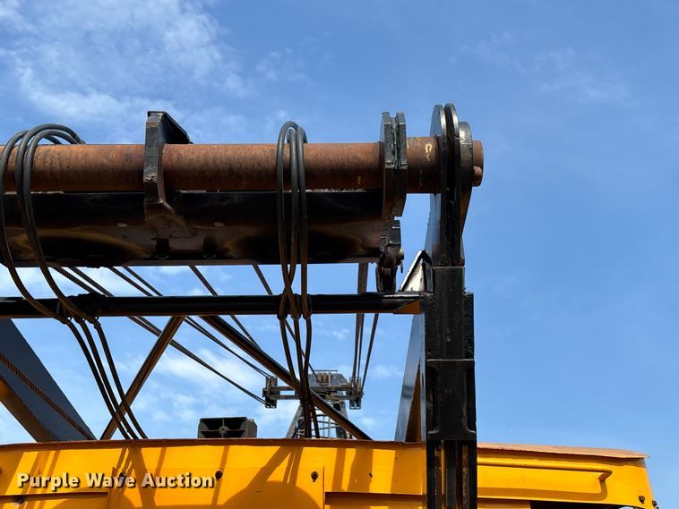 image for item FC5550 1966 American 5299 crane