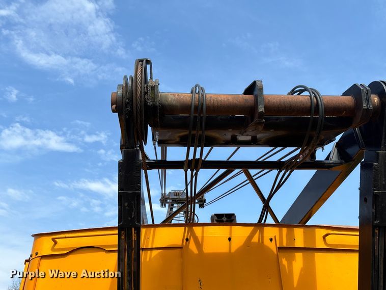 image for item FC5550 1966 American 5299 crane