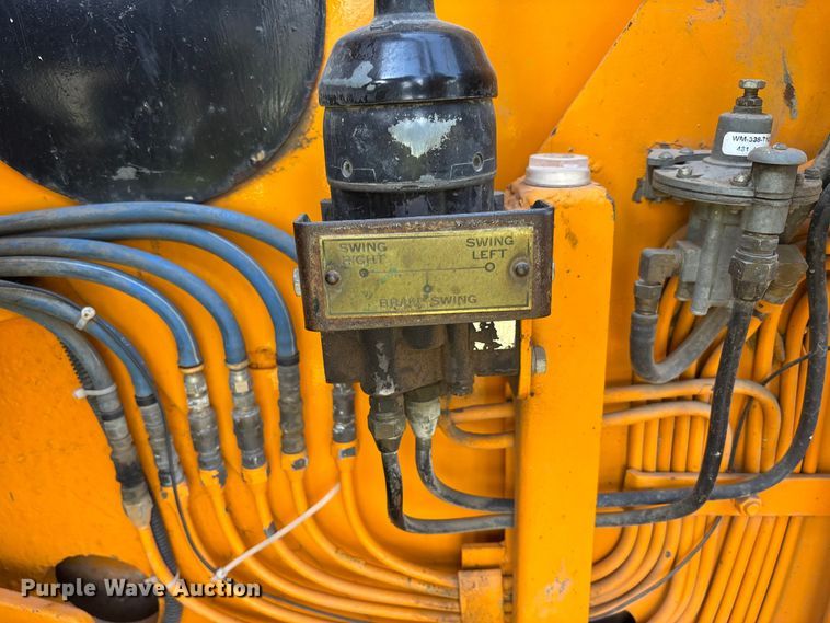 image for item FC5550 1966 American 5299 crane