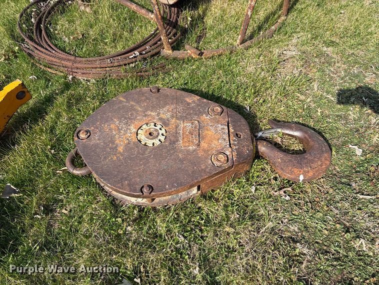 image for item FC5550 1966 American 5299 crane