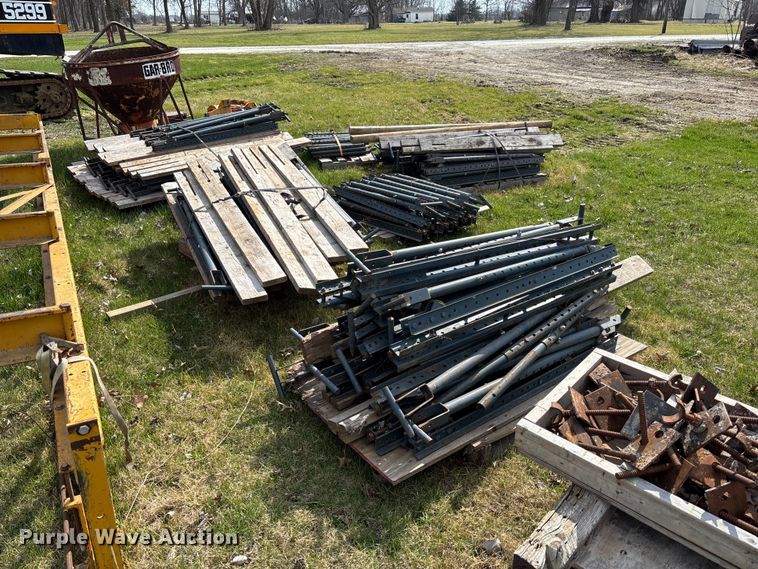 image for item FC5551 C49 bridge overhang jacks