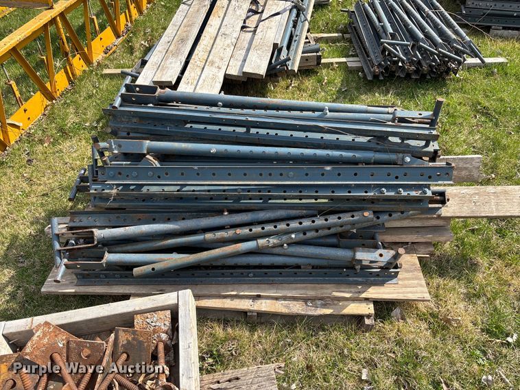 image for item FC5551 C49 bridge overhang jacks