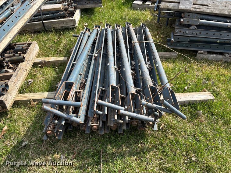 image for item FC5551 C49 bridge overhang jacks