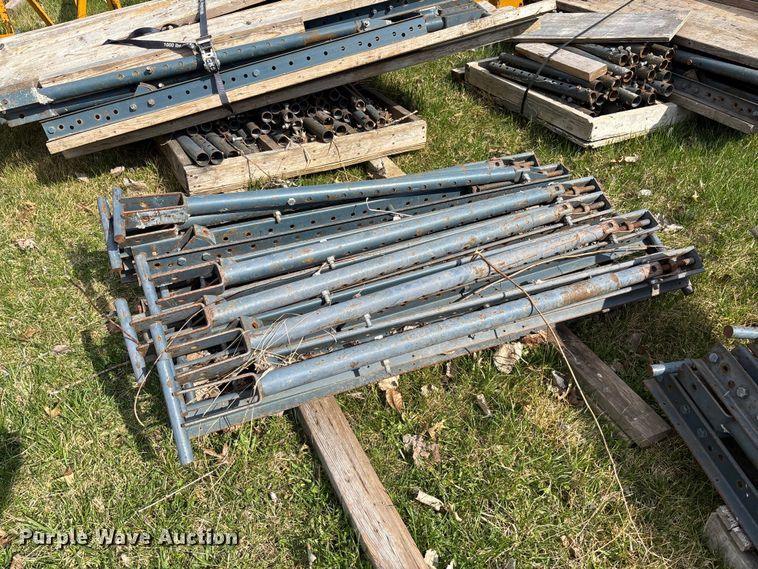 image for item FC5551 C49 bridge overhang jacks