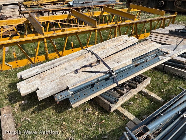 image for item FC5551 C49 bridge overhang jacks