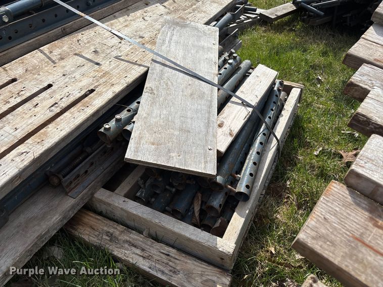 image for item FC5551 C49 bridge overhang jacks