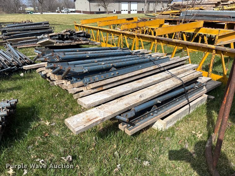 image for item FC5551 C49 bridge overhang jacks