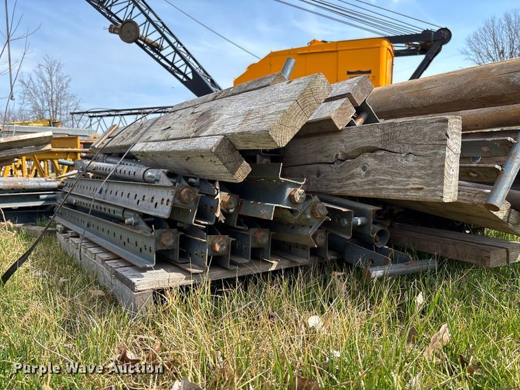 image for item FC5551 C49 bridge overhang jacks