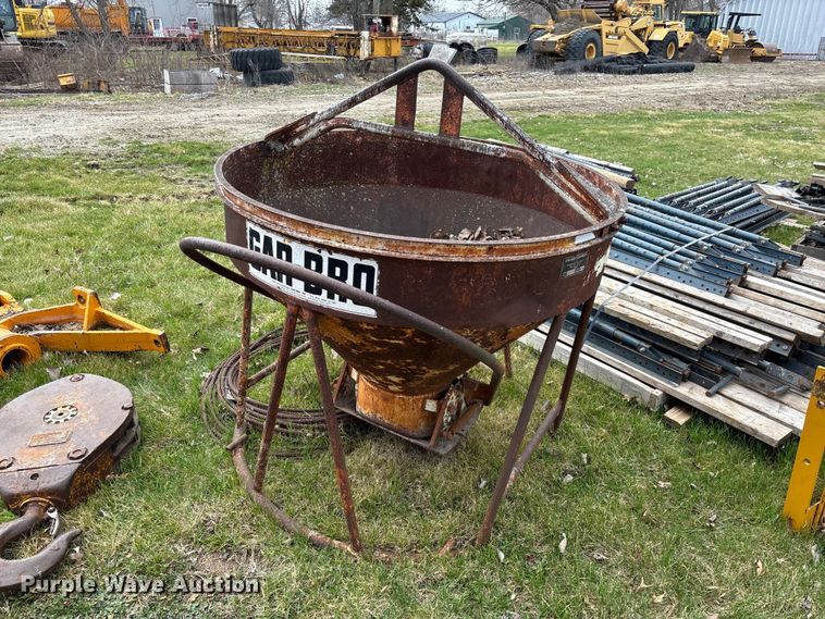 image for item FC5552 Gar-Bro 427-R crane concrete bucket