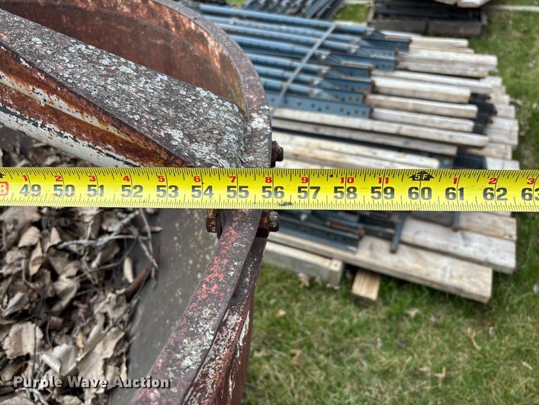 image for item FC5552 Gar-Bro 427-R crane concrete bucket