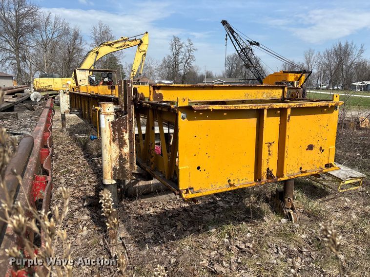 image for item FC5553 1987 Gomaco C-450 bridge deck finisher