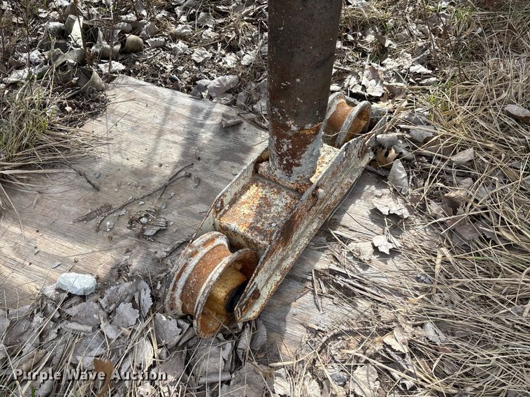 image for item FC5553 1987 Gomaco C-450 bridge deck finisher