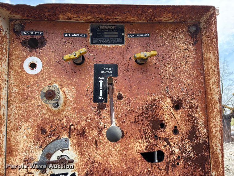 image for item FC5553 1987 Gomaco C-450 bridge deck finisher