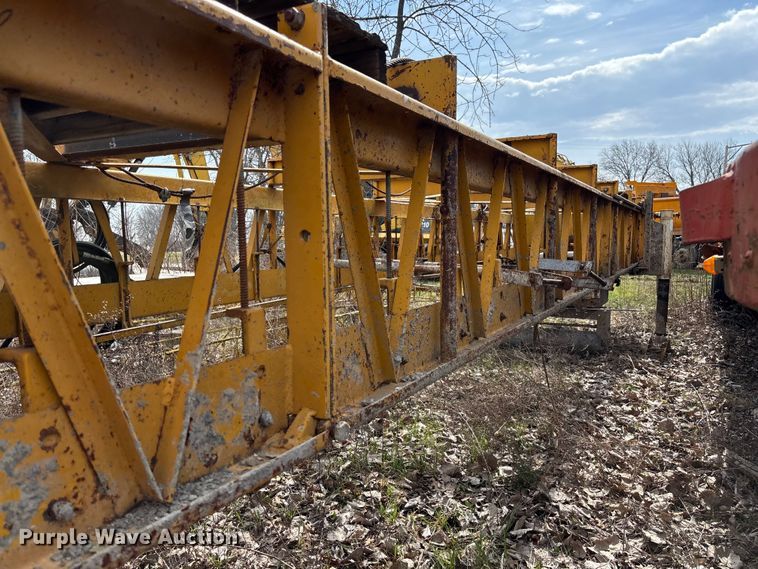 image for item FC5553 1987 Gomaco C-450 bridge deck finisher