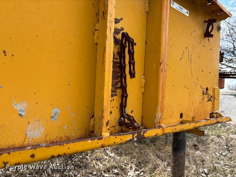 image for item FC5553 1987 Gomaco C-450 bridge deck finisher