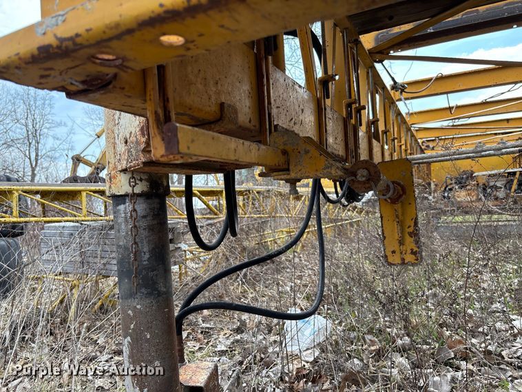 image for item FC5553 1987 Gomaco C-450 bridge deck finisher