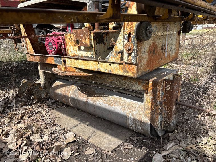 image for item FC5553 1987 Gomaco C-450 bridge deck finisher