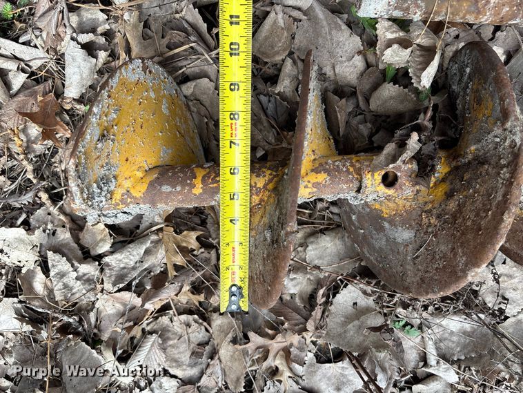 image for item FC5553 1987 Gomaco C-450 bridge deck finisher