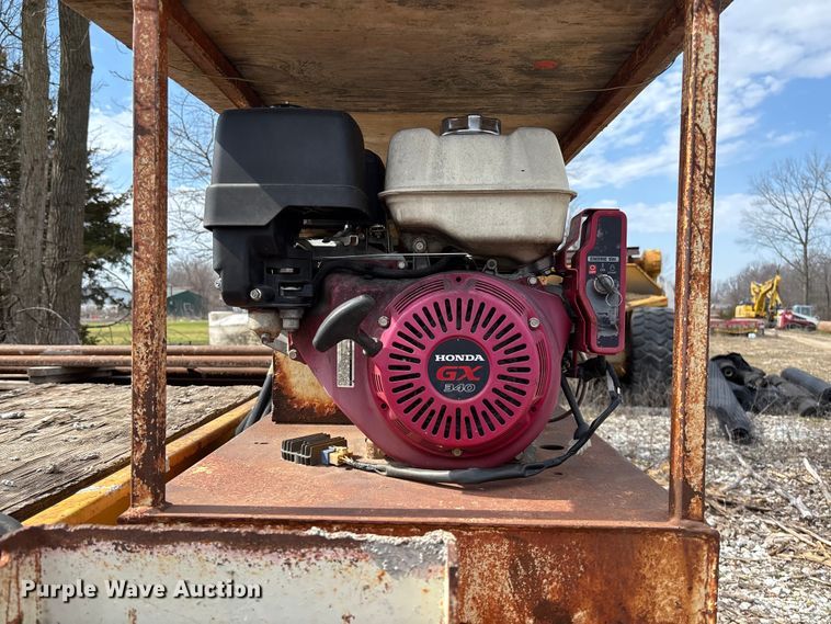 image for item FC5553 1987 Gomaco C-450 bridge deck finisher