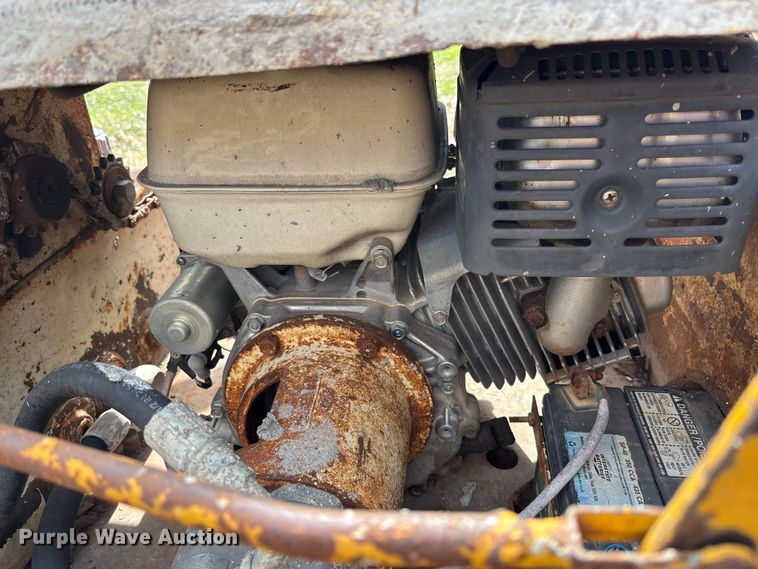 image for item FC5553 1987 Gomaco C-450 bridge deck finisher