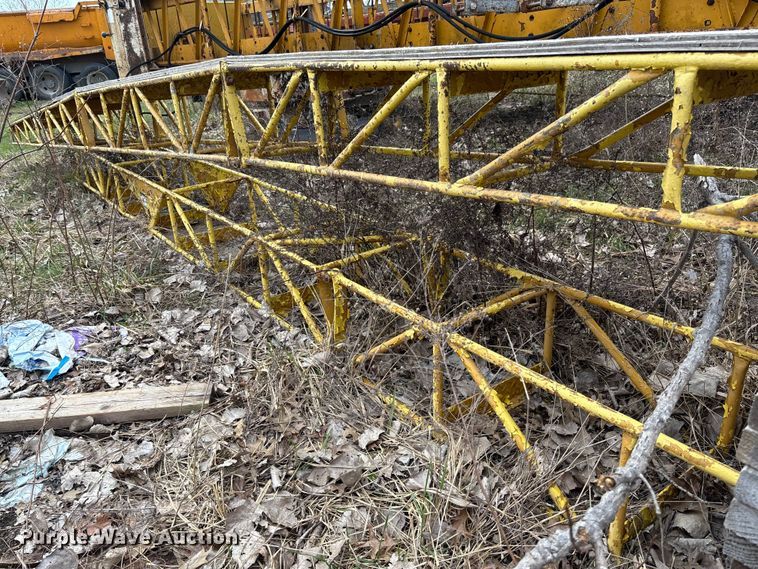 image for item FC5553 1987 Gomaco C-450 bridge deck finisher