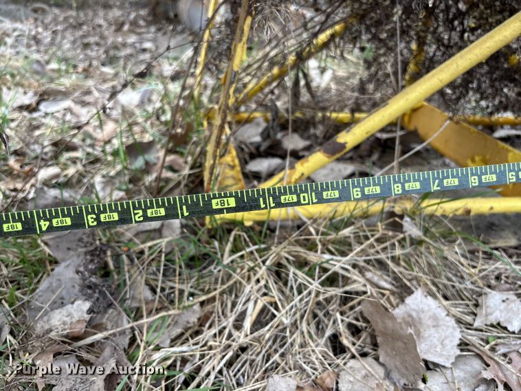 image for item FC5553 1987 Gomaco C-450 bridge deck finisher