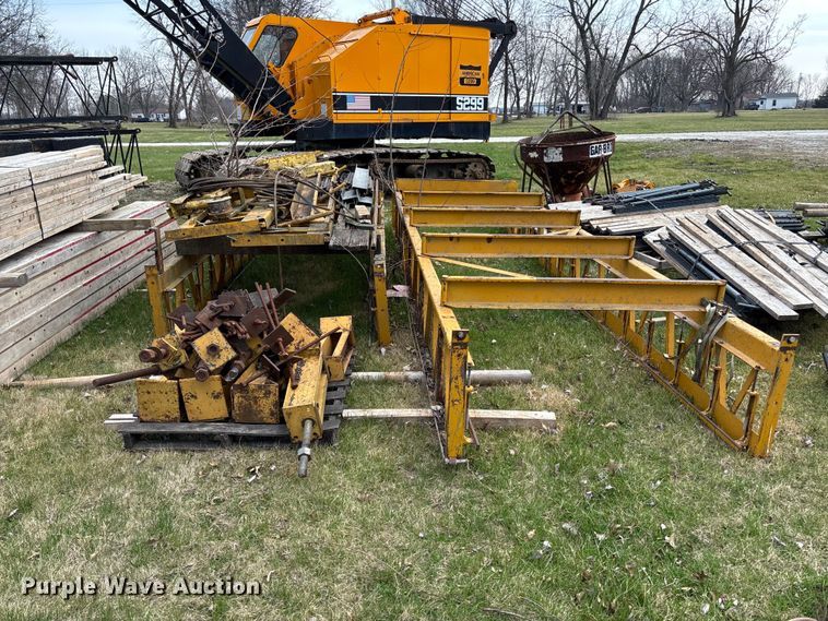 image for item FC5553 1987 Gomaco C-450 bridge deck finisher