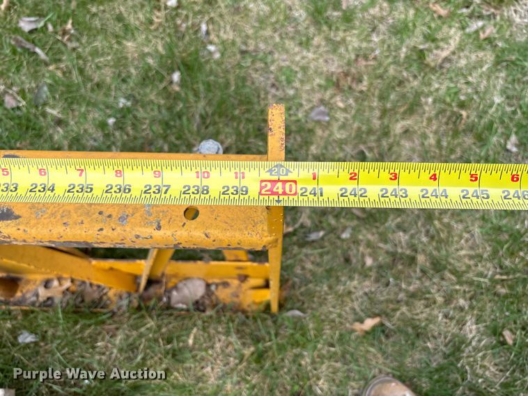 image for item FC5553 1987 Gomaco C-450 bridge deck finisher