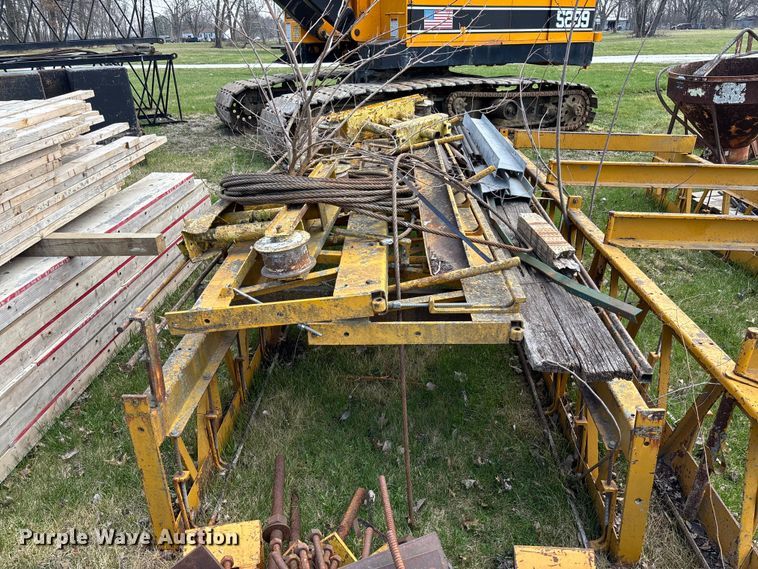 image for item FC5553 1987 Gomaco C-450 bridge deck finisher