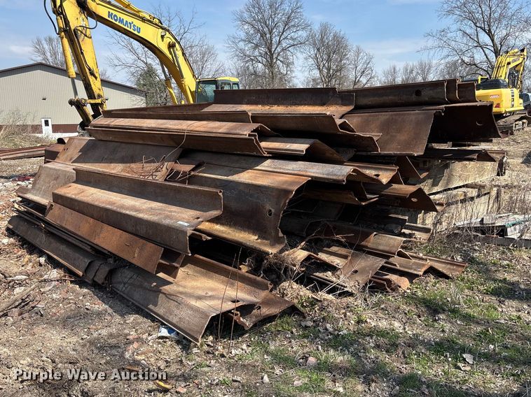 image for item FC5556 Sheet piling